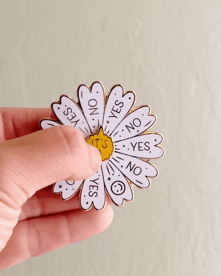 Spinning Daisy Enamel Pin