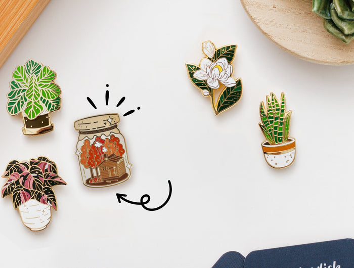 <h3>Free autumn pin</h3>
